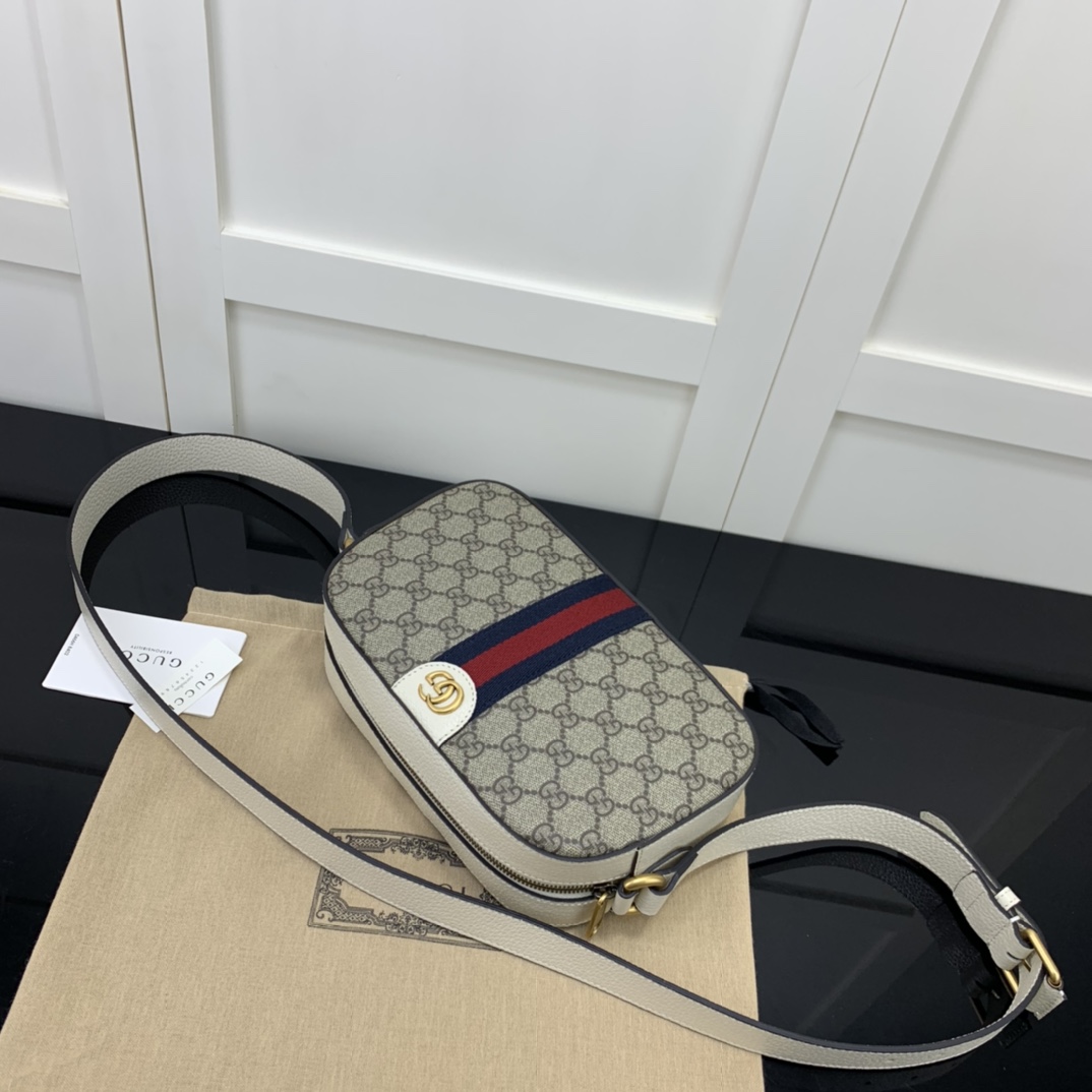 Gucci Satchel Bags